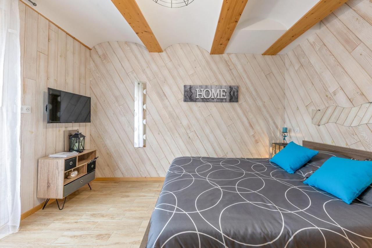 Les Nuits D'Anis - Appartements Hypercentre Le Puy-en-Velay Dış mekan fotoğraf